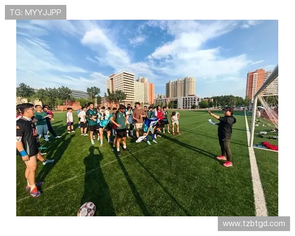 绰号小烟枪的足球明星如何在绿茵场上展现独特魅力与风采